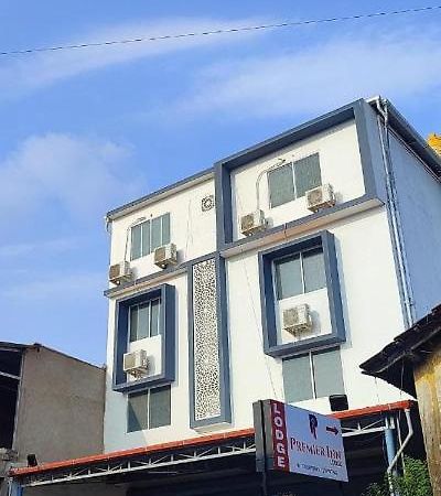 Premier Inn Lodge 门格洛尔 外观 照片