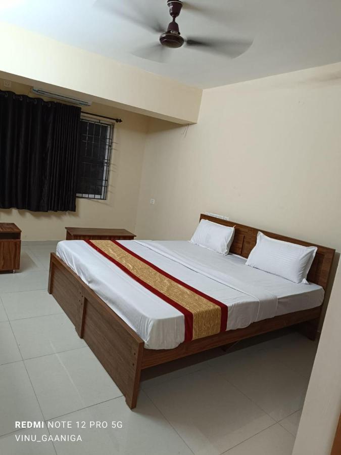 Premier Inn Lodge 门格洛尔 外观 照片