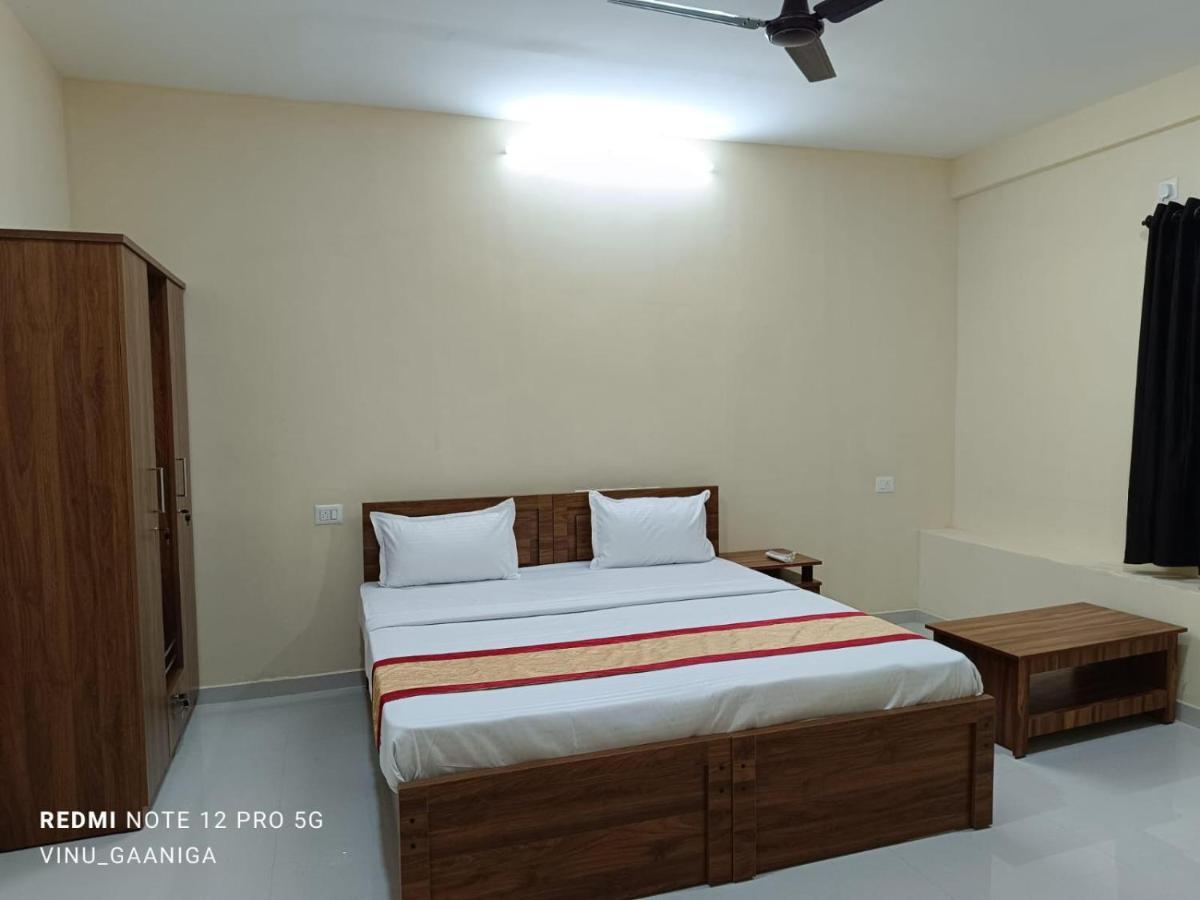Premier Inn Lodge 门格洛尔 外观 照片