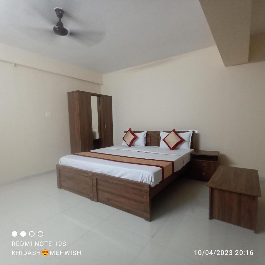 Premier Inn Lodge 门格洛尔 外观 照片