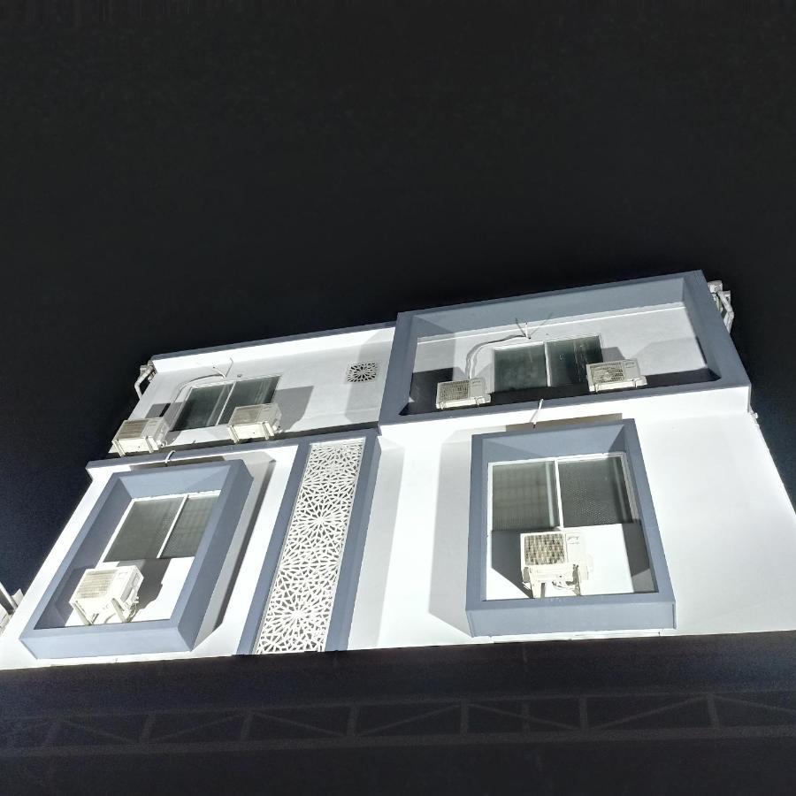Premier Inn Lodge 门格洛尔 外观 照片